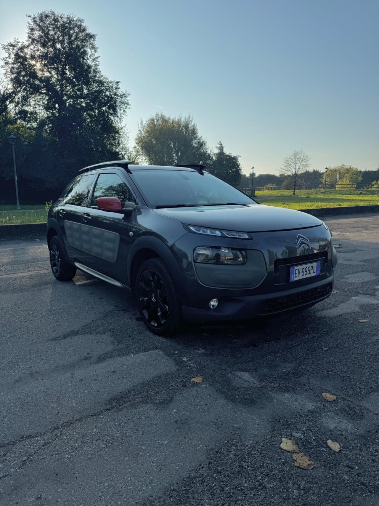 Citroen C4 Cactus 1.2 Shine Edition