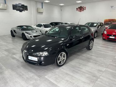 Alfa Romeo 147 5p 1.6 ts 16v 105cv