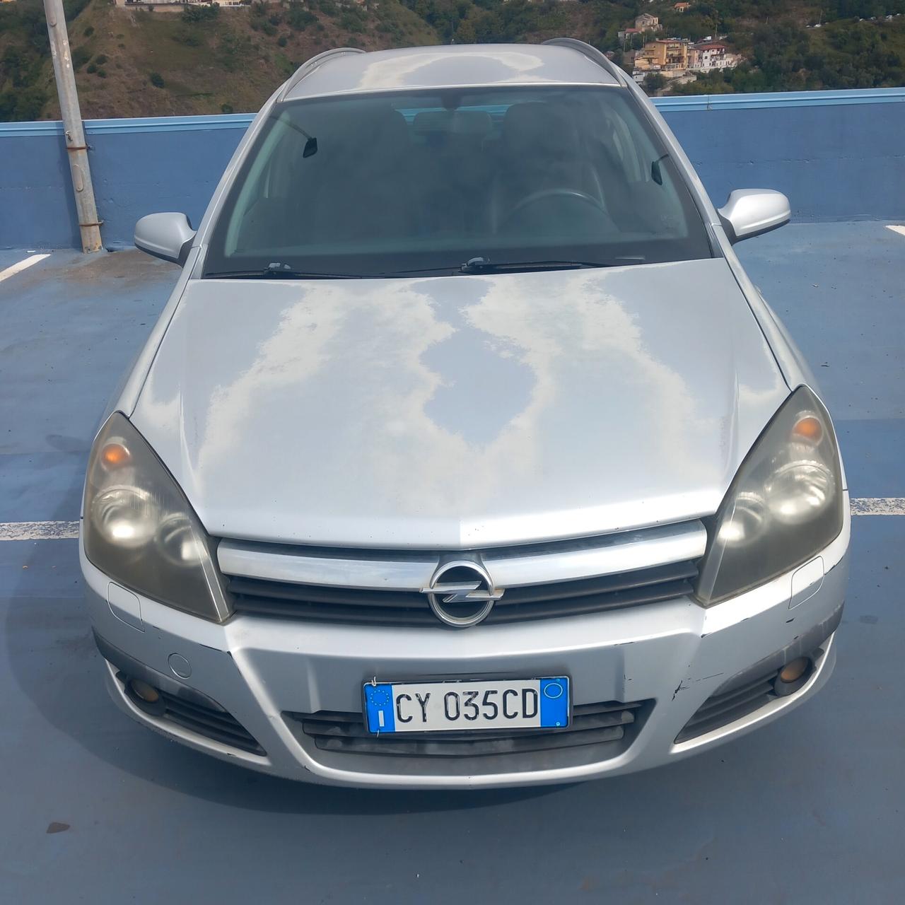 Opel Astra 1.9 CDTI 120CV