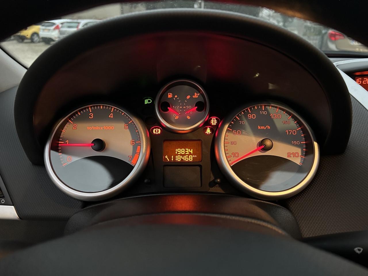 PEUGEOT 207 1.4 75CV OK NEOPATENTATI