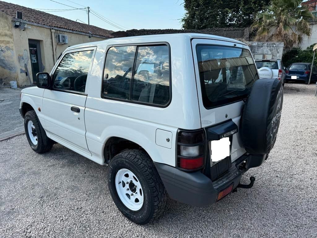 Mitsubishi Pajero 2.5 TDI GLX