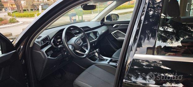 Audi Q3 35 2.0 TDI Business Advanced S-Tronic