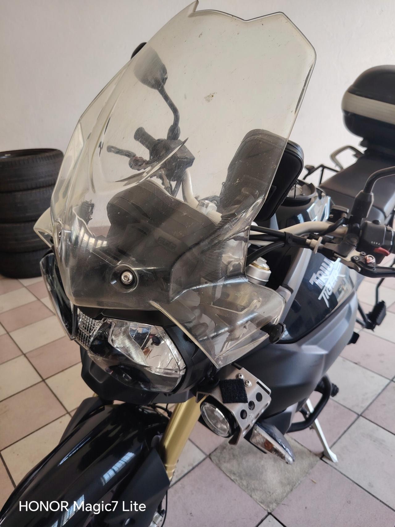 Triumph Tiger 800