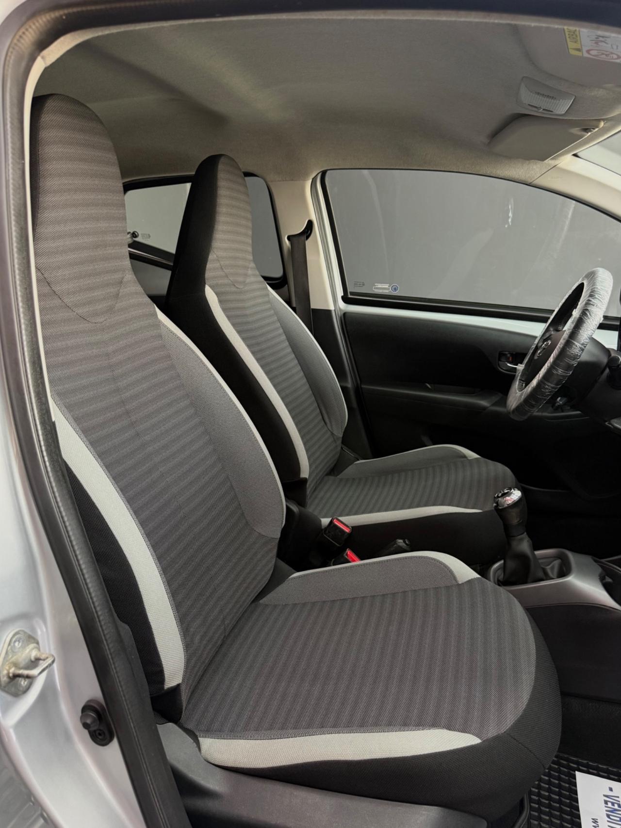 Toyota Aygo 1.0 VVT-i X-Cite 2018 Full