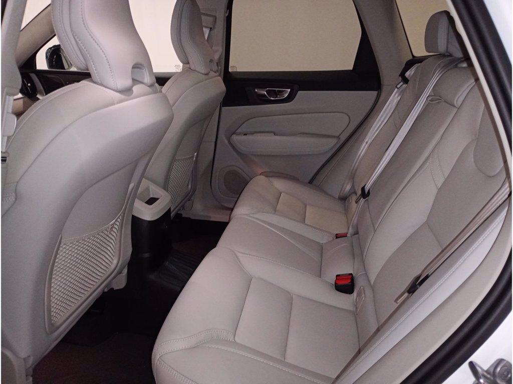 VOLVO XC60 2.0 t6 recharge phev obc 6,4kW Ultimate Dark awd auto del 2024