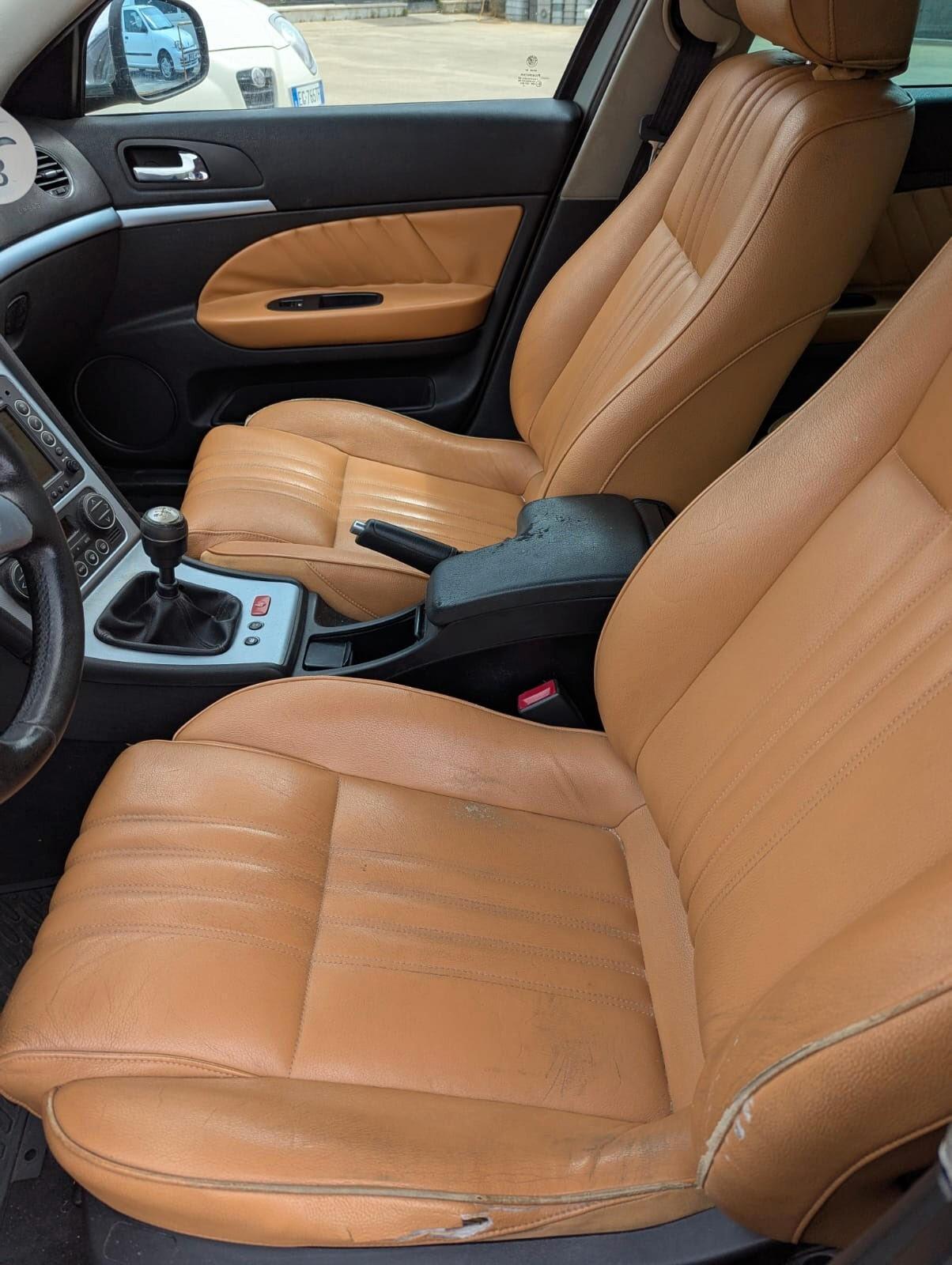 Alfa Romeo 159 1.9 JTDm Sportwagon Distinctive