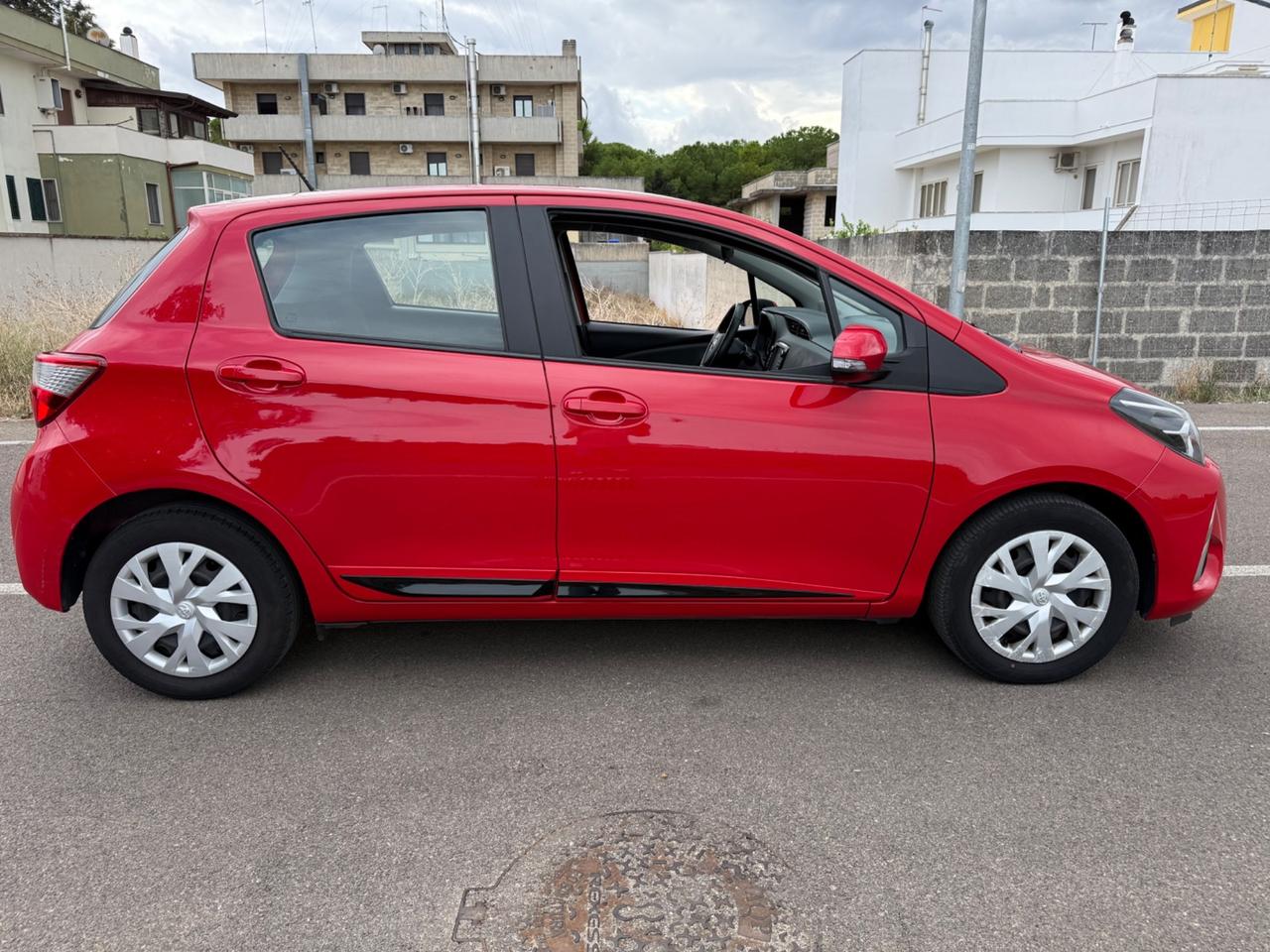 Toyota Yaris 1.0 5 porte Business