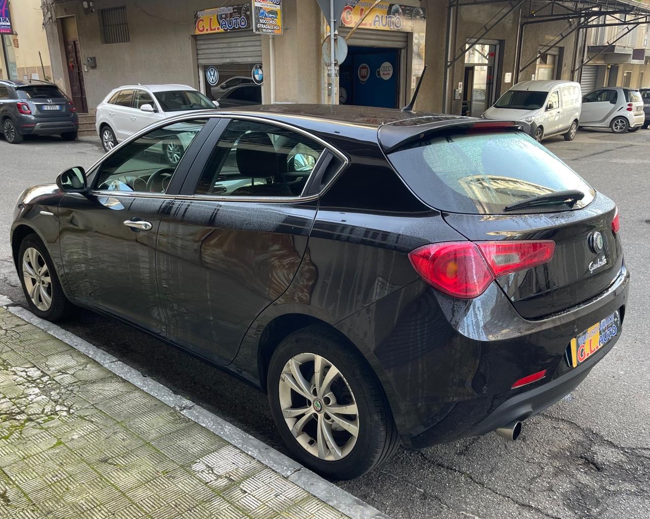 Alfa Romeo Giulietta 1.6 JTDm-2 105 CV Distinctive