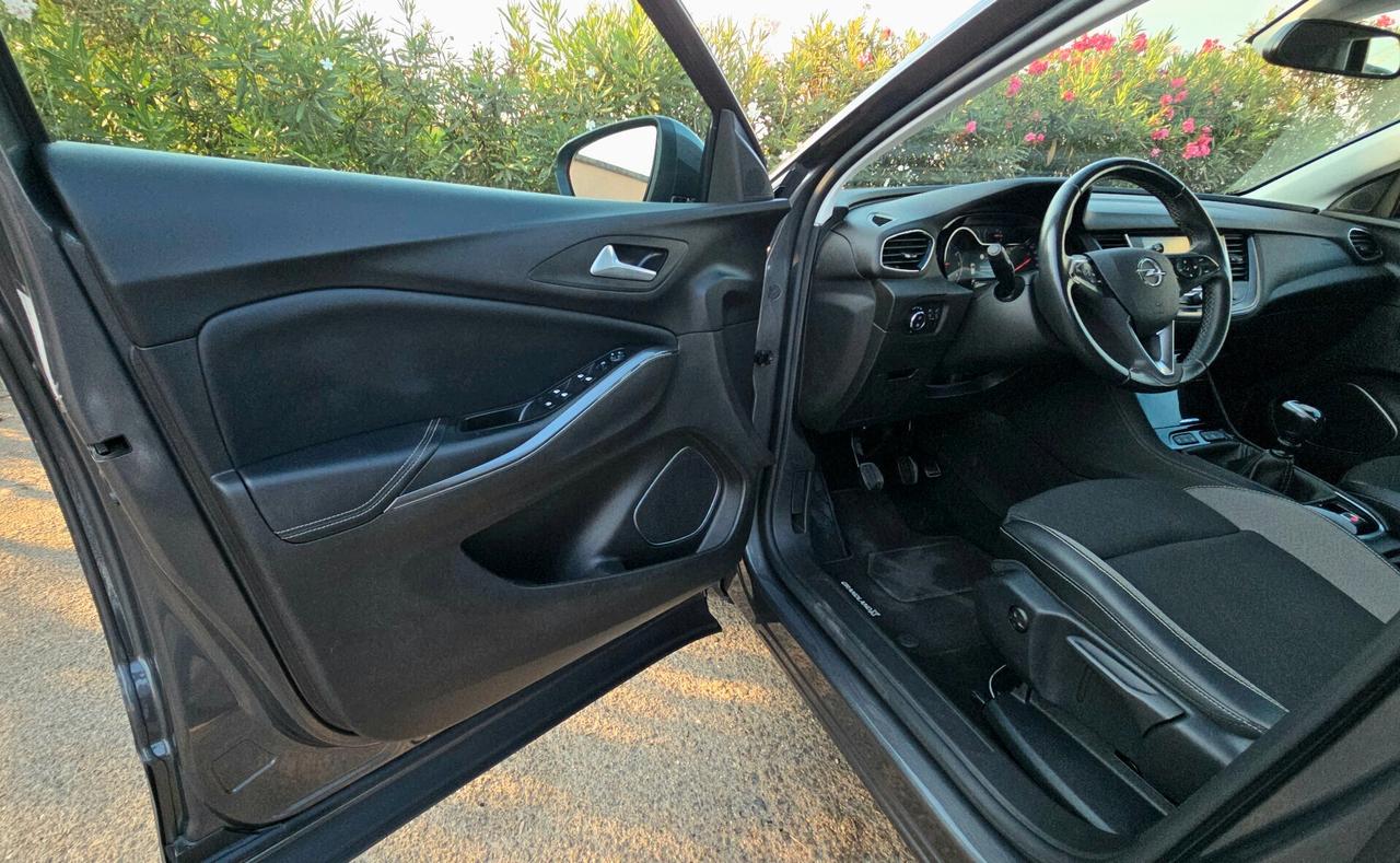 Opel Grandland X 1.5 diesel Ecotec Start&Stop Business