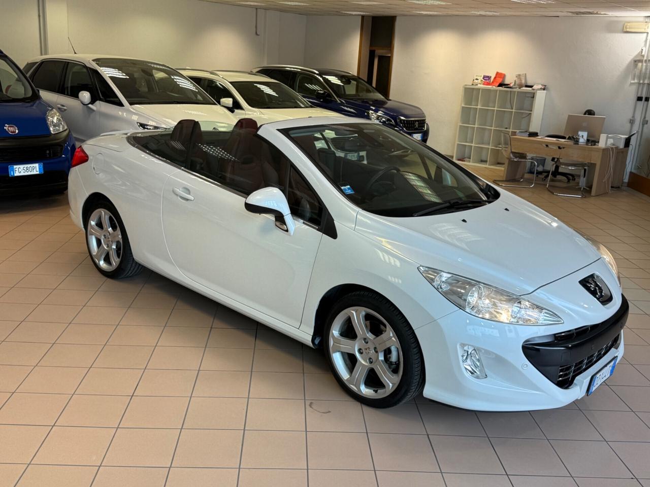 Peugeot 308 CABRIO 1.6 THP 156CV aut. CC Féline