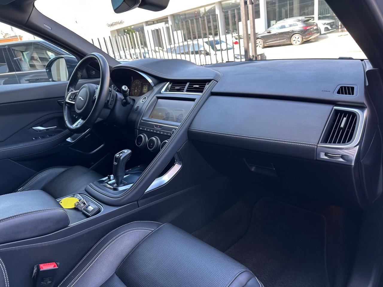 Jaguar E-Pace 2.0D 180 CV AWD aut. R-Dynamic HSE