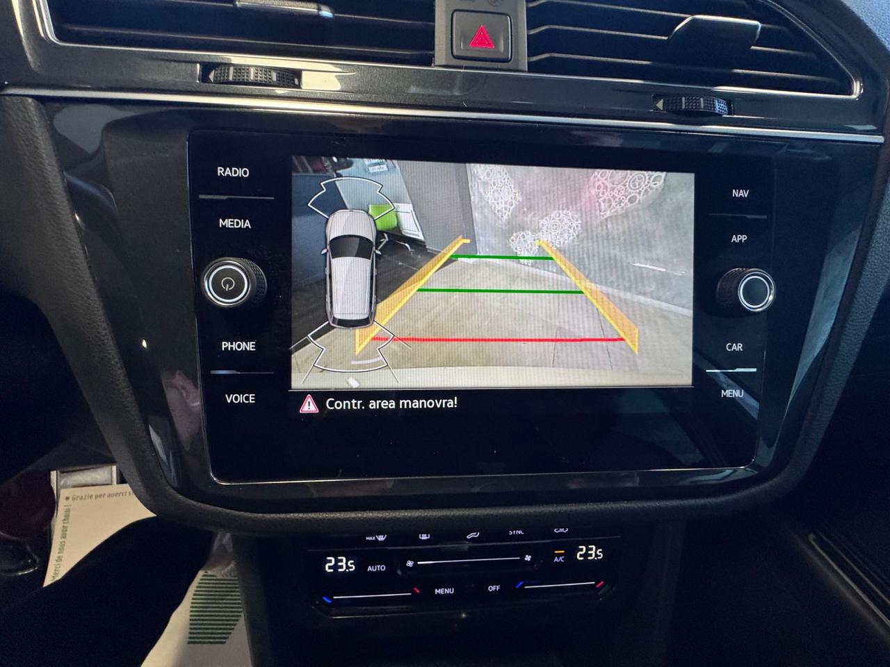 VOLKSWAGEN TIGUAN MY2023 2.0 TDI DSG RLINE