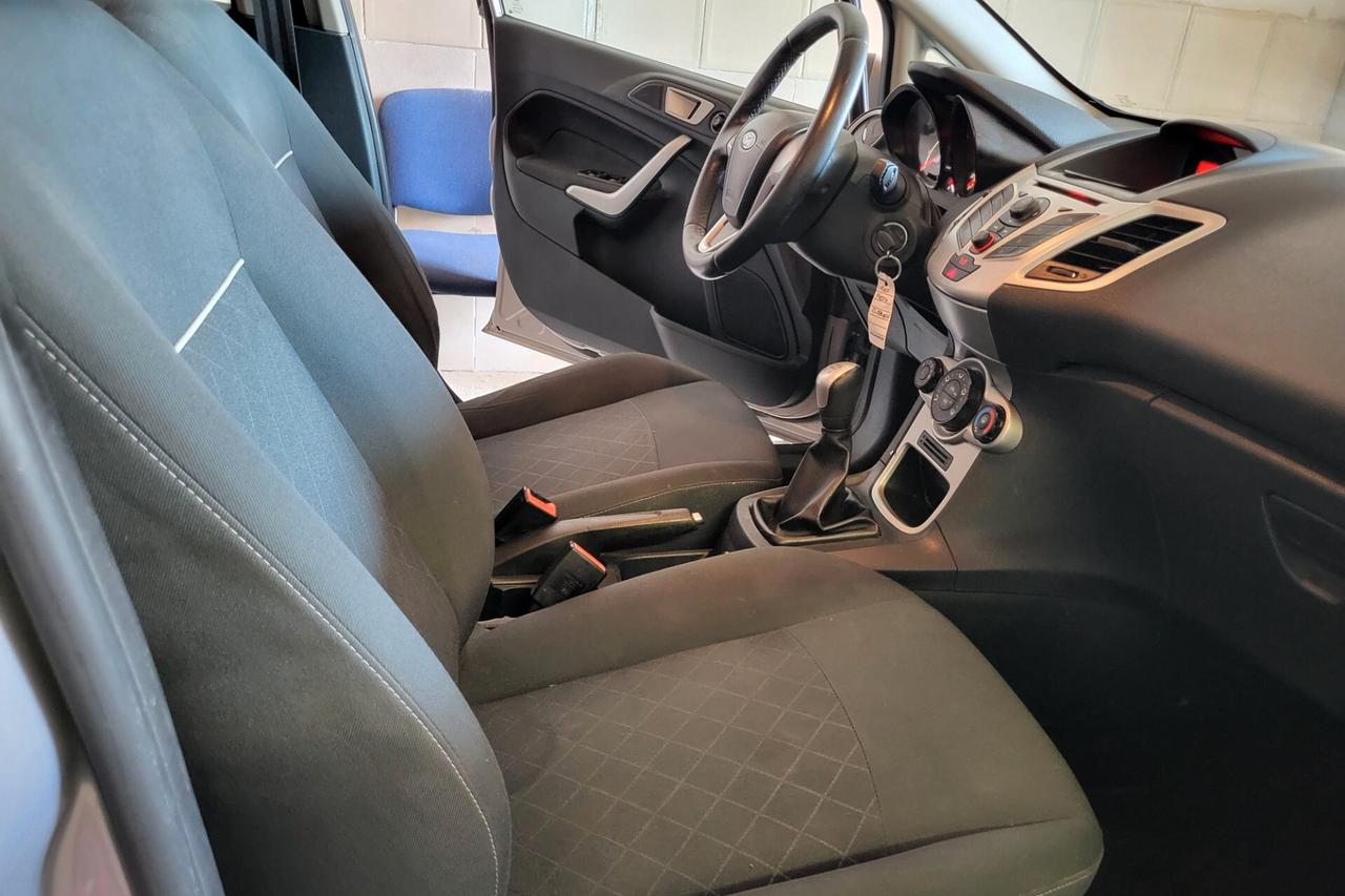 Ford Fiesta Ikon 1.4 5 porte Bz.- GPL