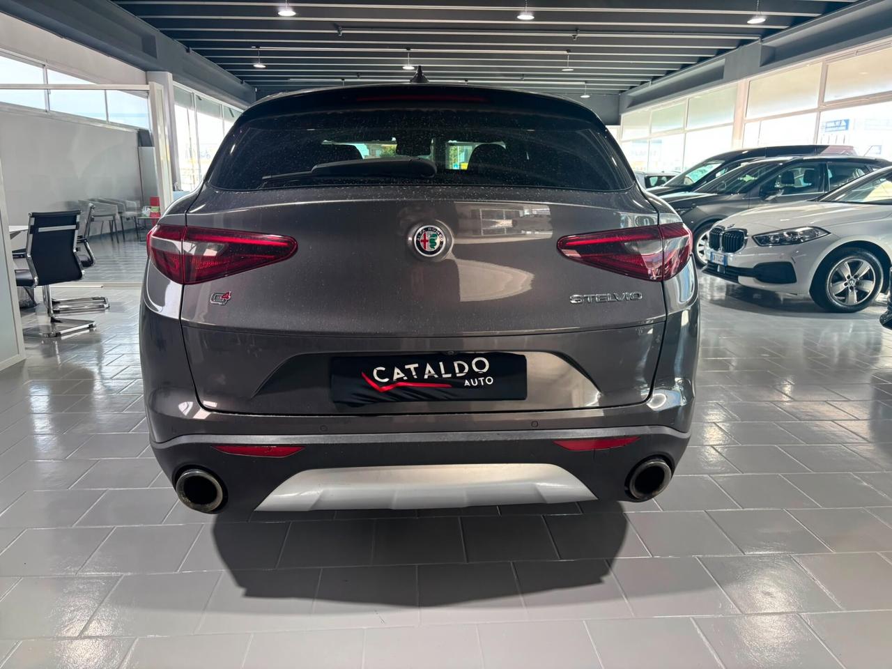 Alfa Romeo Stelvio 2.2 Turbodiesel 210 CV AT8 Q4 Executive