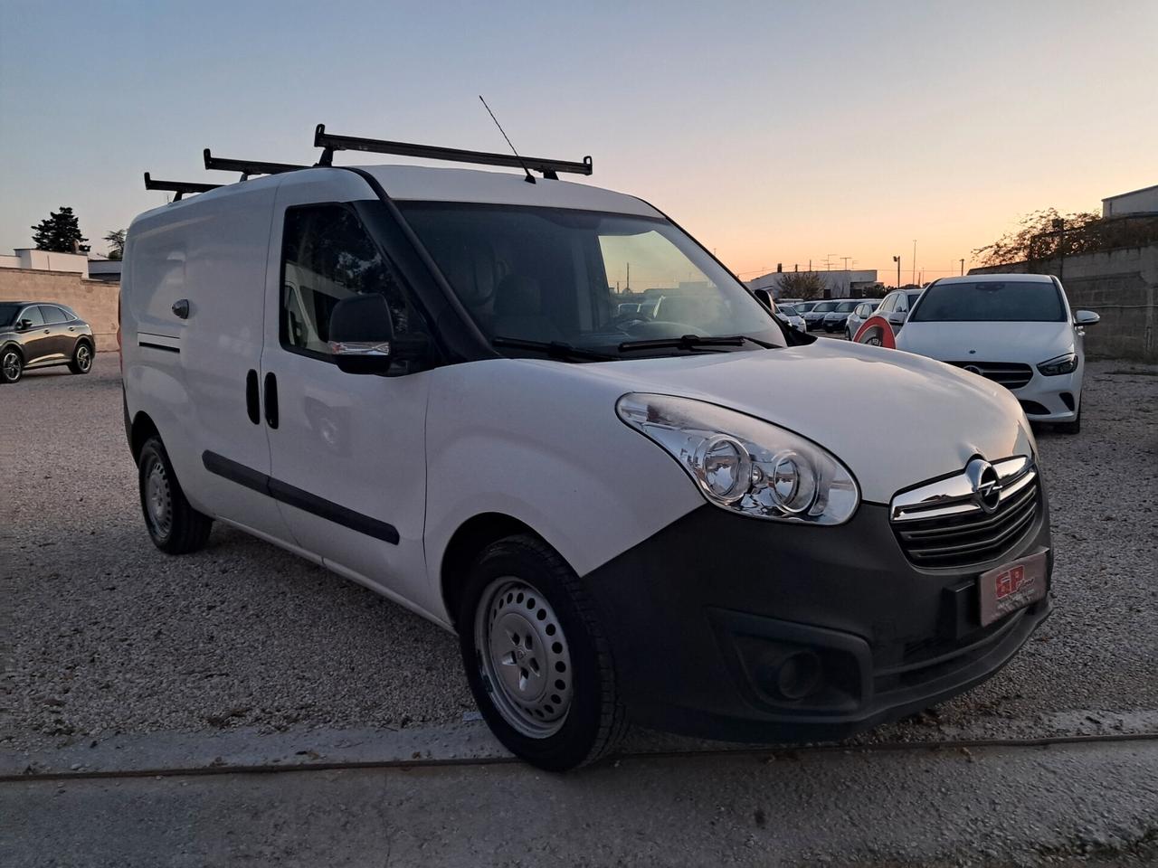 Opel Combo MAXI 1.3 MJT 90CV ATTREZZATO