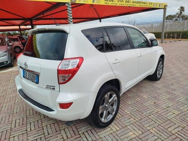 Toyota RAV 4 RAV4 Crossover 2.2 D-Cat 177 CV Executive