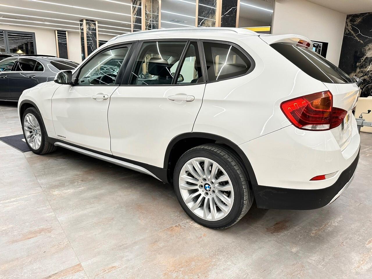 Bmw X1 sDrive20d X Line 184 CV 2013