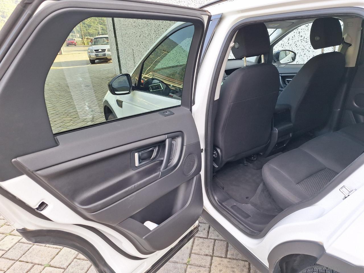 LAND ROVER Discovery Sport 2.0 TD4 150