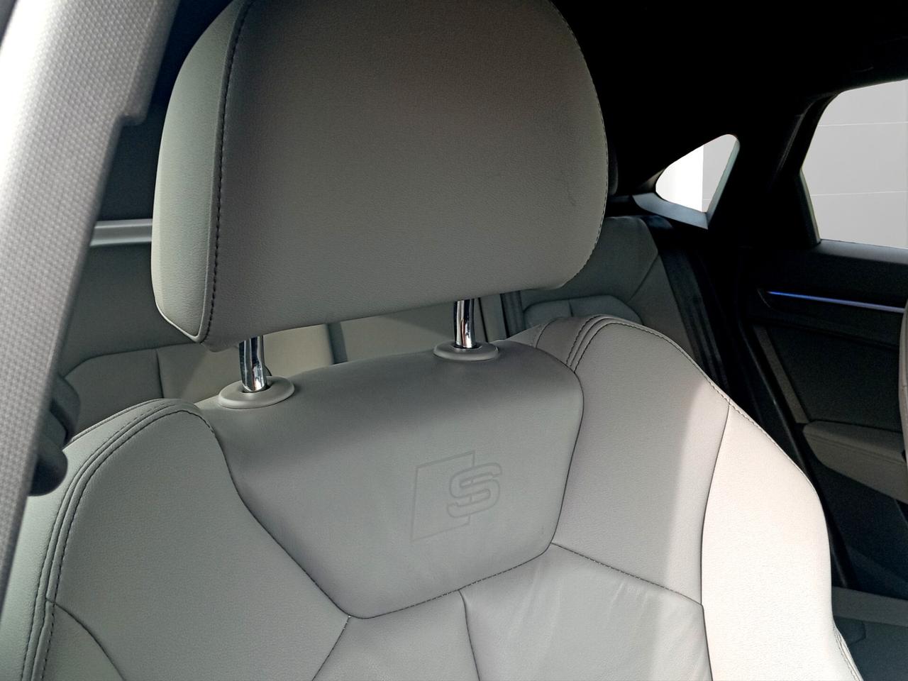 Audi Q3 SPORTBACK 40 TDI S LINE Coupè automatica Identity Black quattro