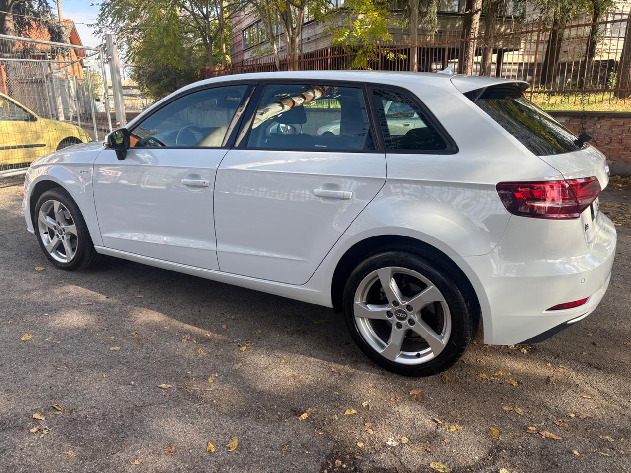 Audi A3 SPB 1.4 TFSI S tronic g-tron Sport