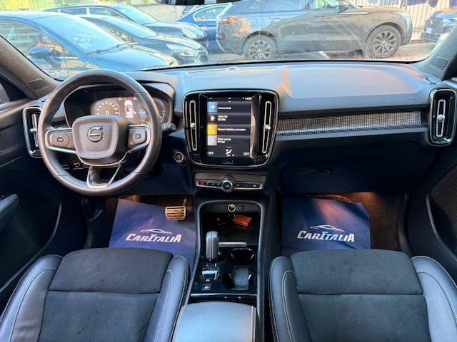 VOLVO XC40 T5 Recharge Plug-in Hybrid R-design