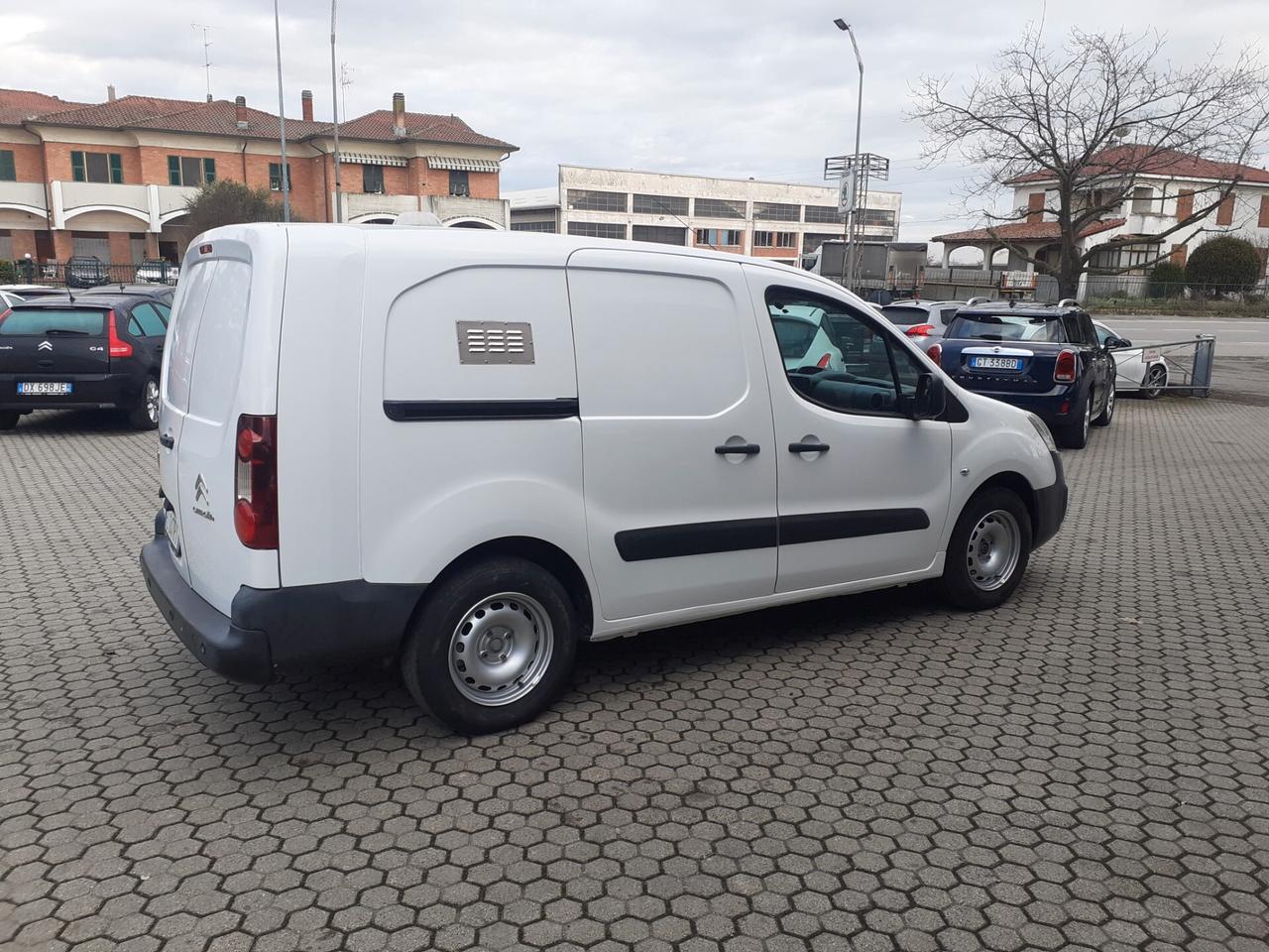 CITROEN BERLINGO 1600 HDI 99 cv. 3POSTI