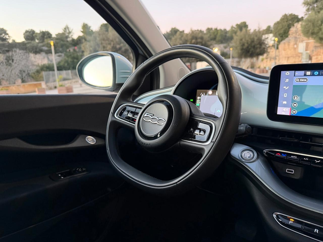 Fiat 500E/42 kWh/CAR PLAY/SOLO 33000 KM