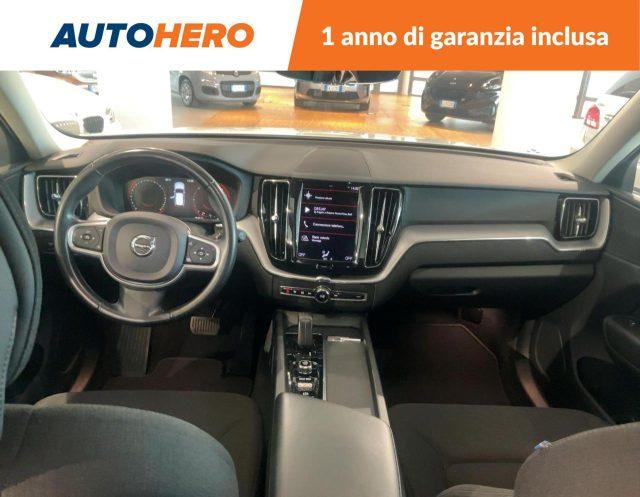 VOLVO XC60 B4 (d) AWD Geartronic Momentum Pro