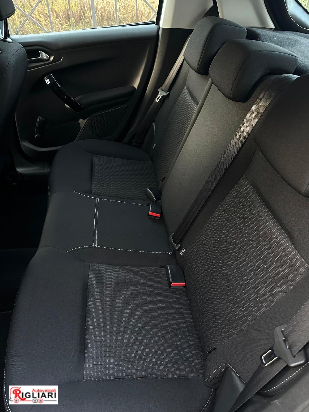 Peugeot 208 PureTech 82 5 porte Active