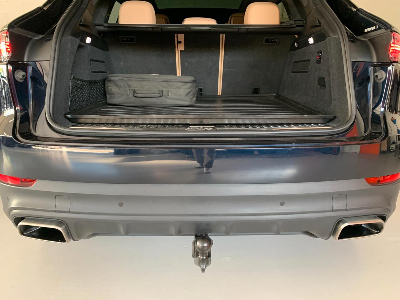 Porsche Cayenne 3.0 V6 E-Hybrid