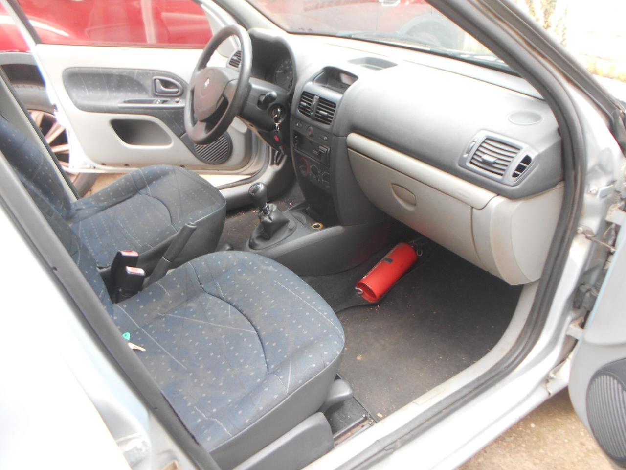 Renault Clio 1.6 16V cat 5 porte Initiale