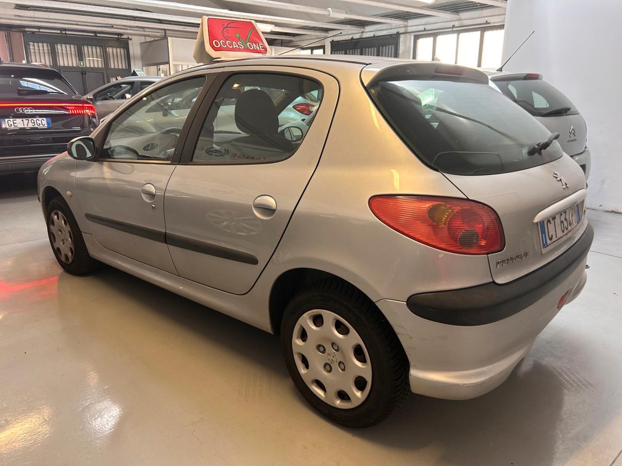 Peugeot 206 1.1 5p. XT