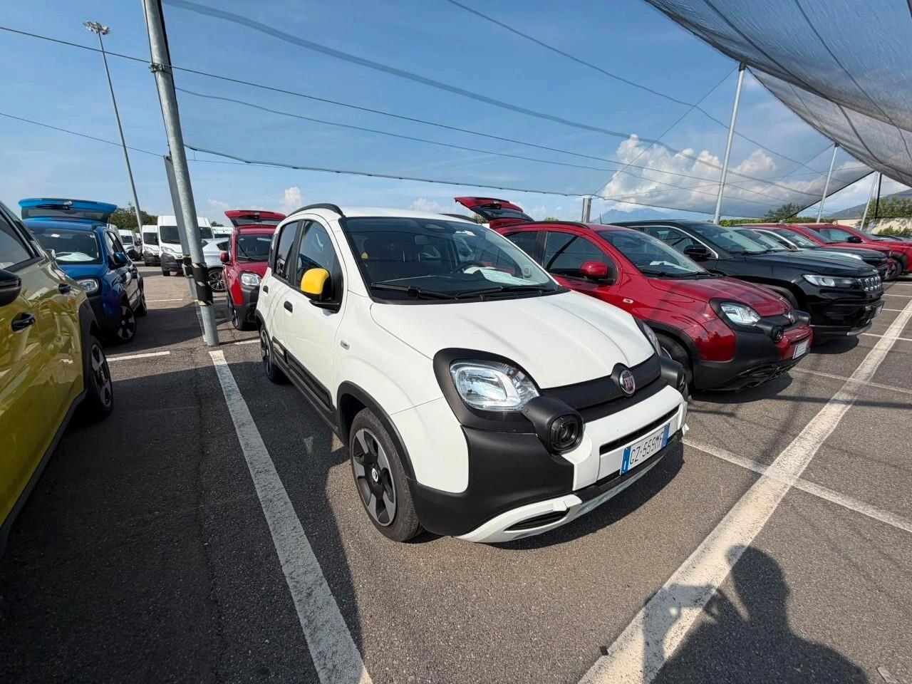 Fiat Panda 1.0 FireFly S&S Hybrid Pandina MODELLO CROSS