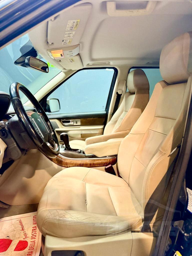 Land Rover Range Rover Sport 3.0 tdV6 HSE auto