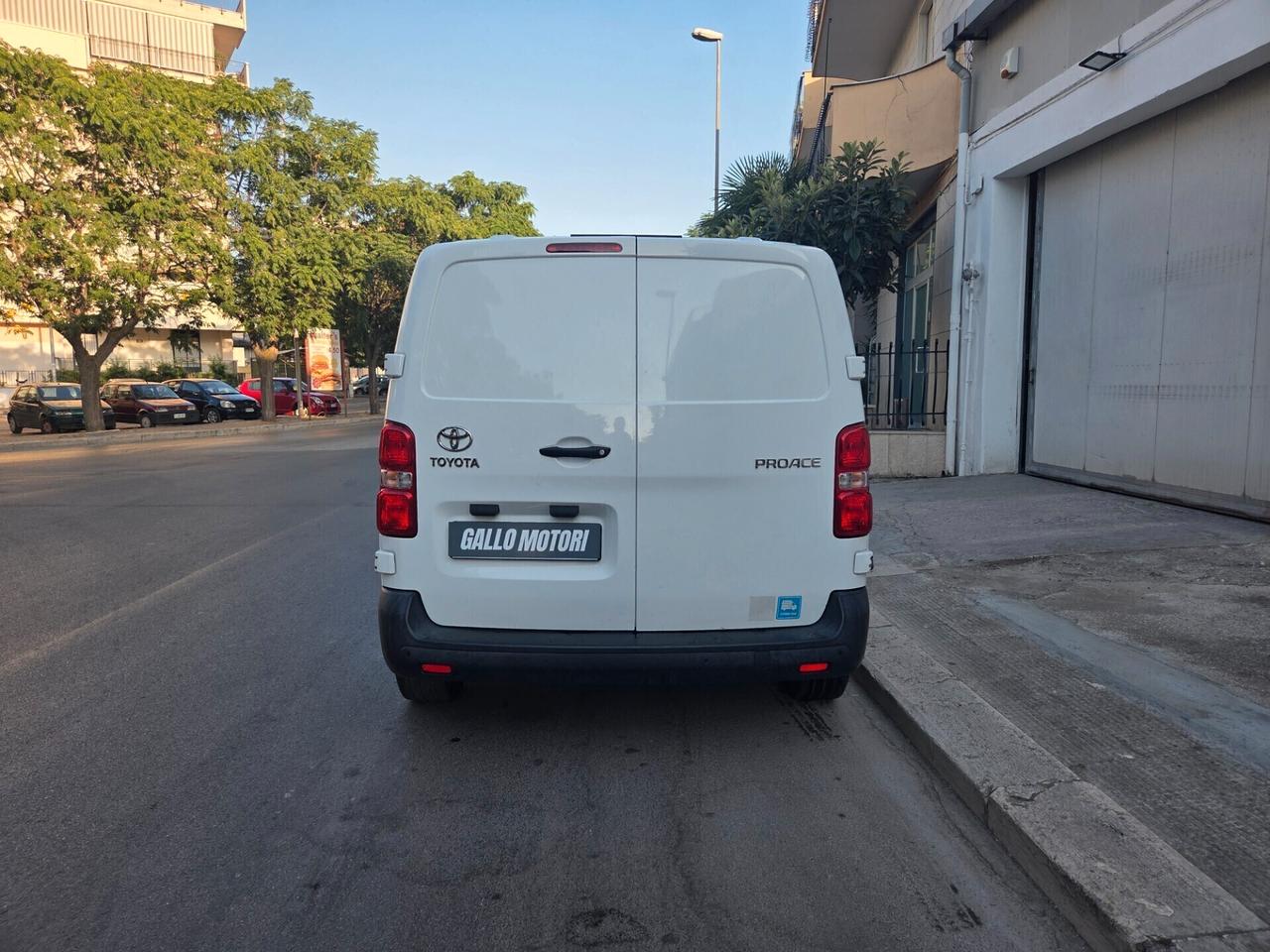 Toyota Proace 1.5D 120CV S&S PC-TN Furgone Compact 4p.10q Active