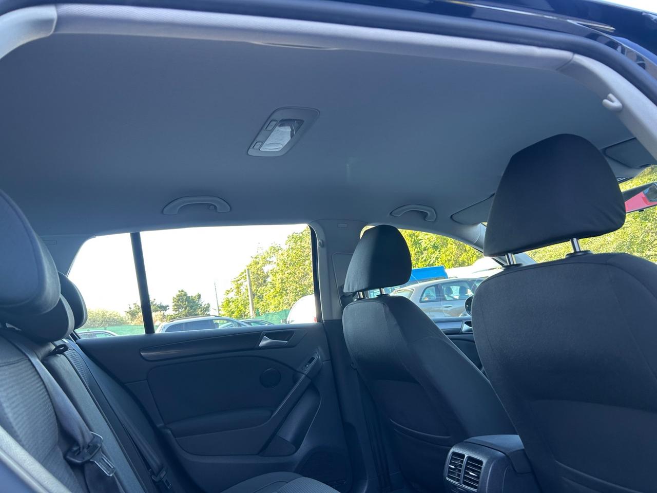 Volkswagen Golf 1.6 TDI DPF 5p