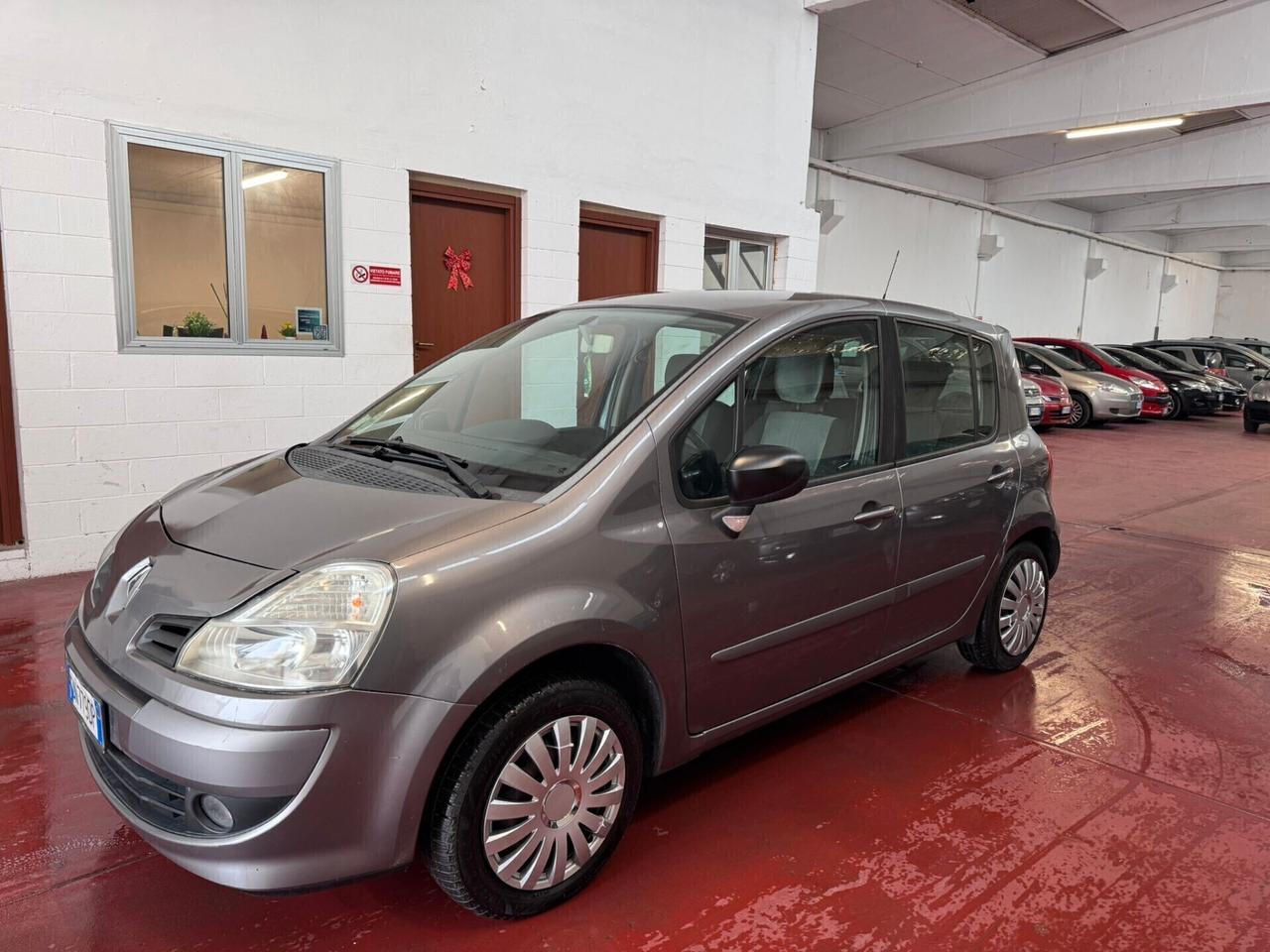 Renault Modus 1.2 16V Dynamique AUTOMATICO BENZINA NEOPATENTATI