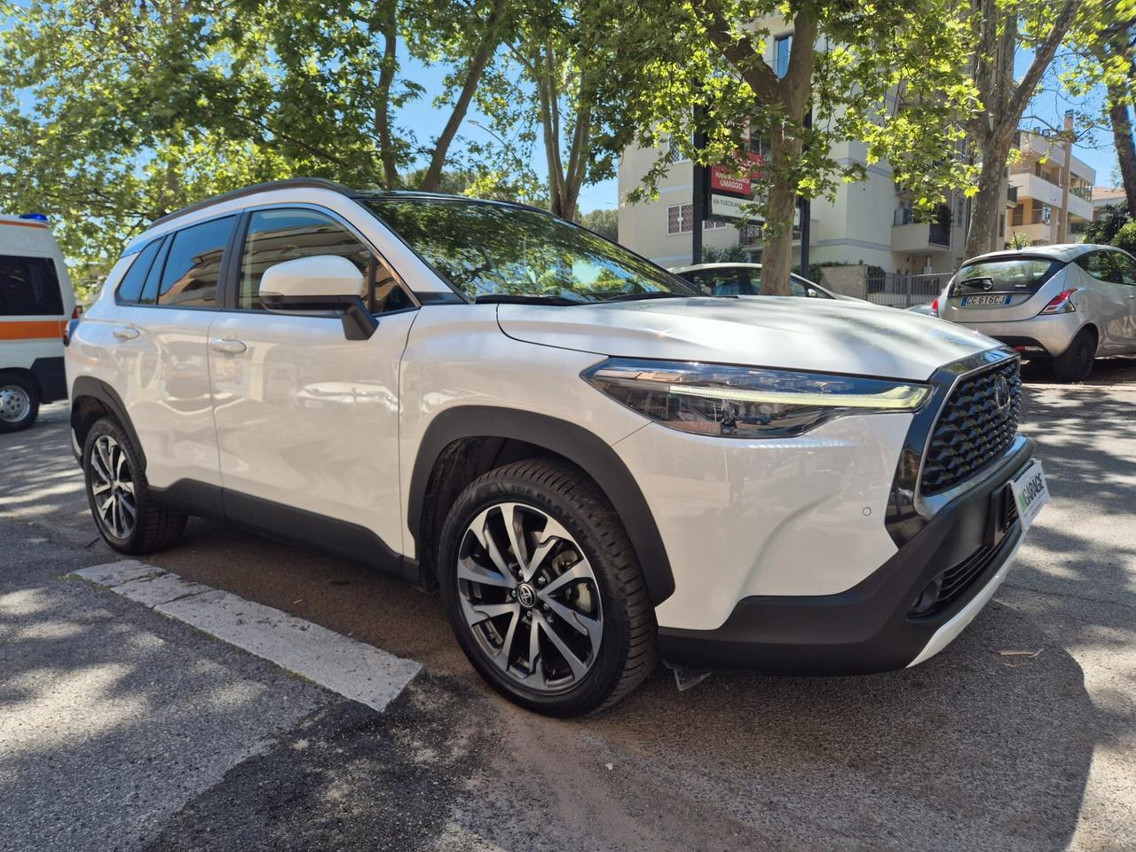 Toyota Corolla Cross 2.0 Hybrid TETTO PANORAMICO Style