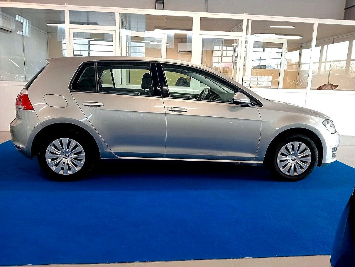 Volkswagen Golf VII 1.2 TSI Trendline 85cv EURO6 NEOPATENTATO