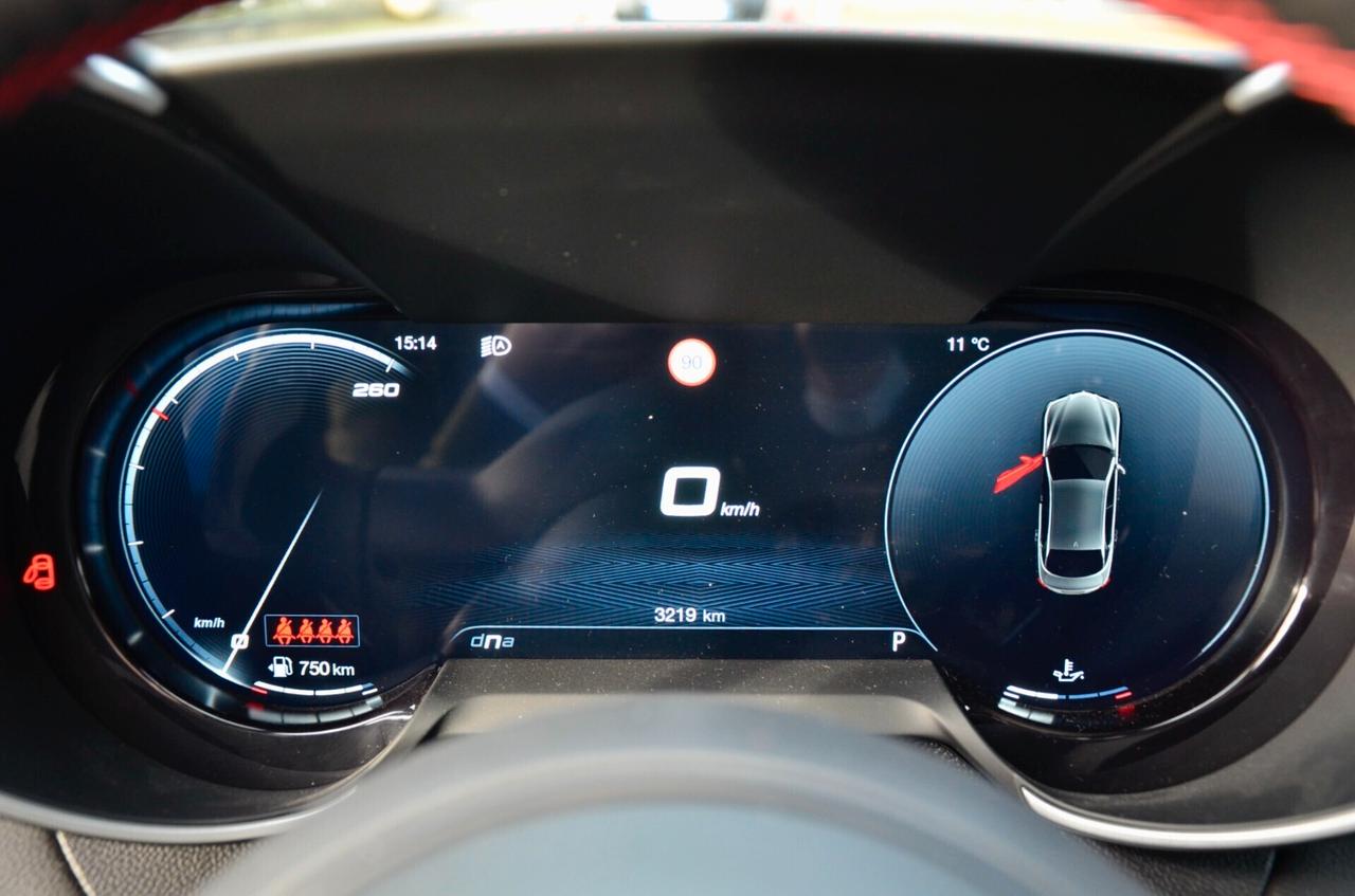 ALFA ROMEO GIULIA 2.2 T COMPETIZIONE Q4 209cv AUTO, PARI AL NUOVO, UFF ITALIANA, FULL OPTIONAL, HARMAN&KARDON, FARI MULTIBEAM, RETROCAMERA, PERMUTE