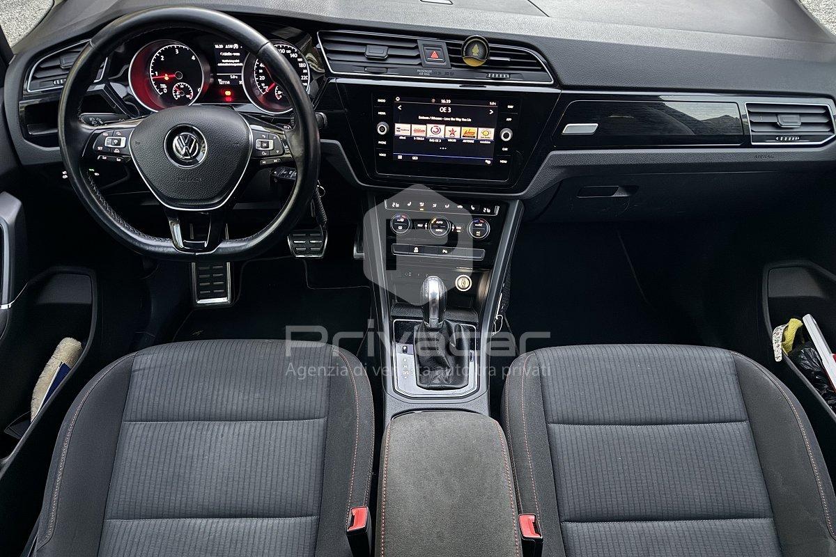 VOLKSWAGEN Touran 2.0 TDI 150 CV SCR DSG Executive BlueMotion Tech.