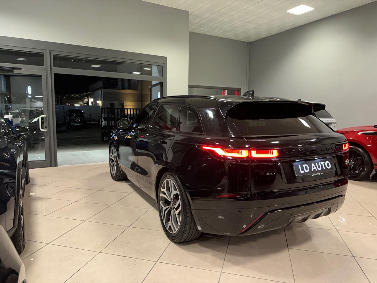 Land Rover Range Velar 2.0D I4 240 CV R-Dynamic HSE