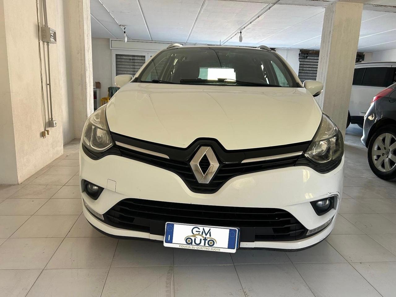 Renault Clio dCi 8V 75 CV 5 porte Moschino Intens
