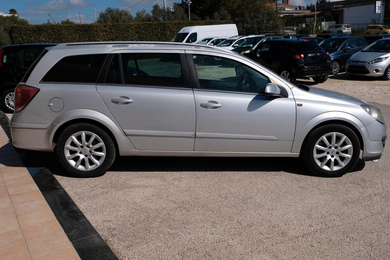 Opel Astra 1.9 CDTI 120CV