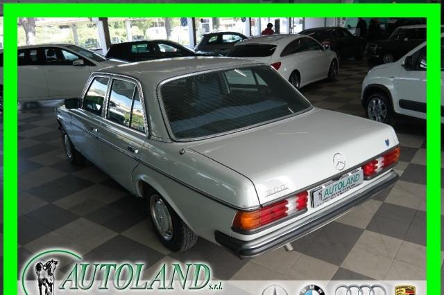MERCEDES-BENZ 200 200*ISCRITTA ASI
