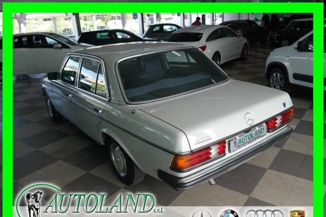 MERCEDES-BENZ 200 200*ISCRITTA ASI