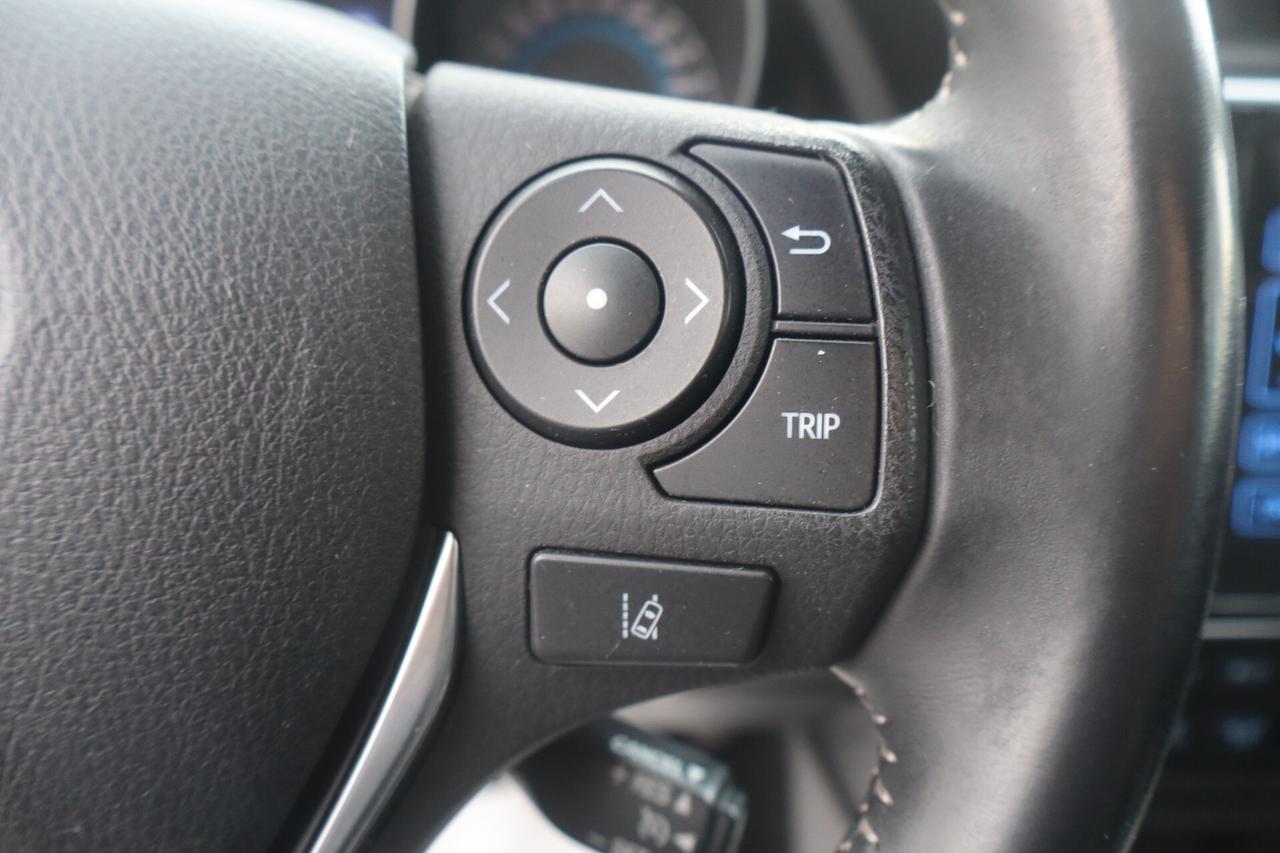 Toyota Auris 1.8 Hybrid Style