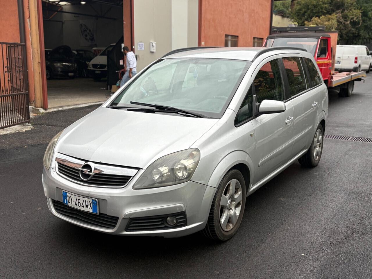 Opel Zafira 1.9 CDTI 120CV Cosmo 7 POSTI