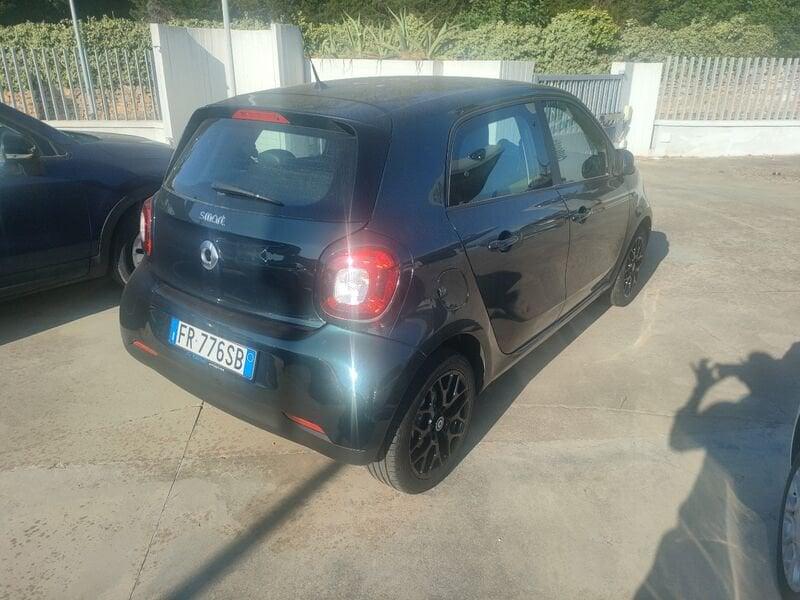 smart forfour 2ªs. (W453) 70 1.0 twinamic Youngster
