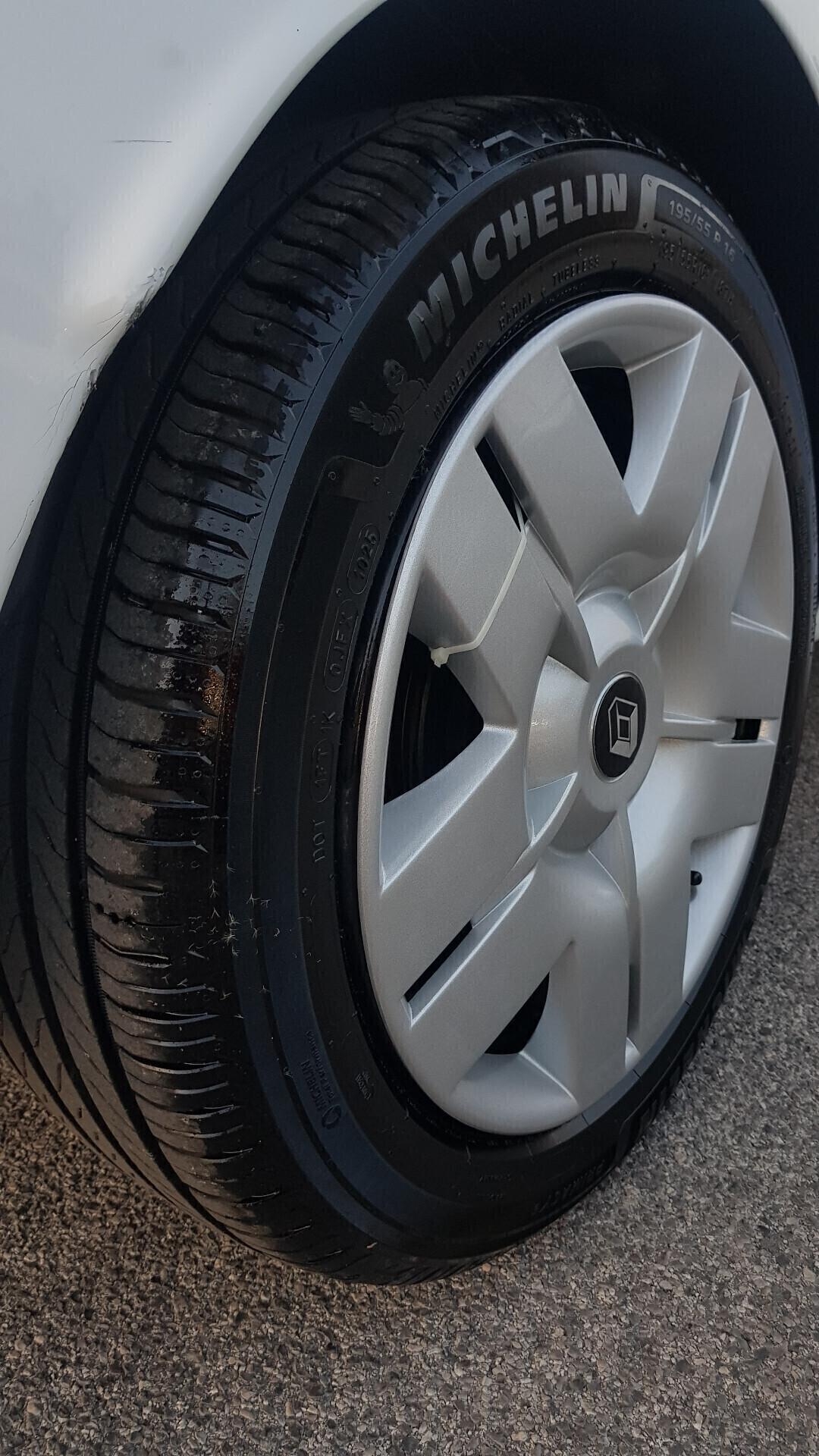 RENAULT CLIO 1.5 DCi 75CV 5P ZEN 02/2018